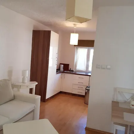 Апартаменты Mdm - Matti, Dade, Moni Цриквеница