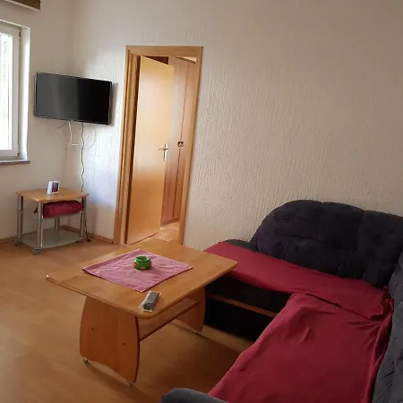 Mdm - Matti, Dade, Moni * Цриквеница