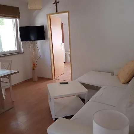 アパート Mdm - Matti, Dade, Moni