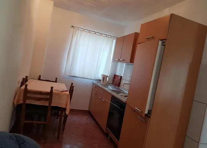 Mdm - Matti, Dade, Moni *