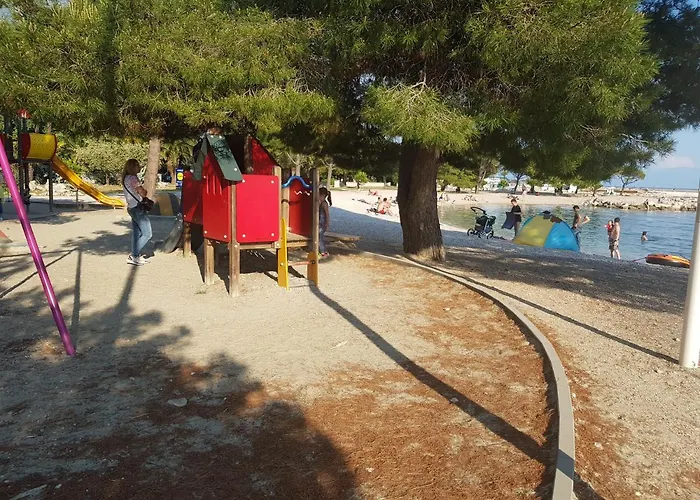 Mdm - Matti, Dade, Moni Lägenhet